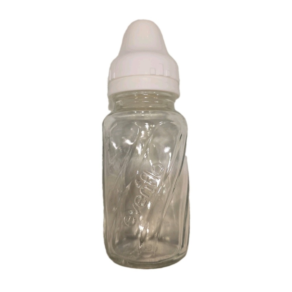 Vintage Evenflo Glass Baby Bottle Set of 8- 4oz with Caps And Nipples. EXCELLENT